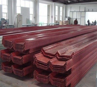 Fiberglass insulation board .